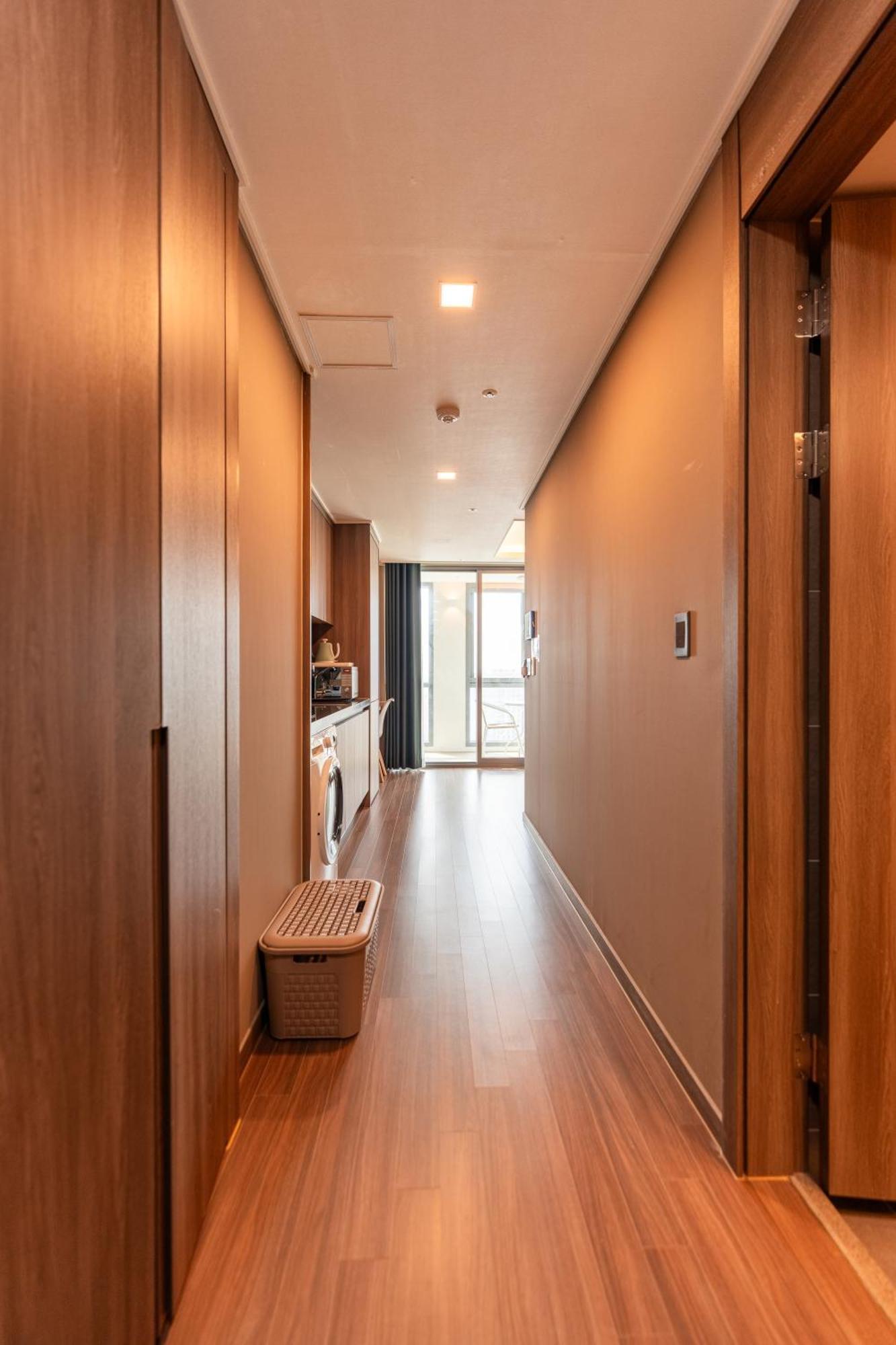 Hera Haeundae Beach Premium Ocean View # Sea View Busan Exterior photo