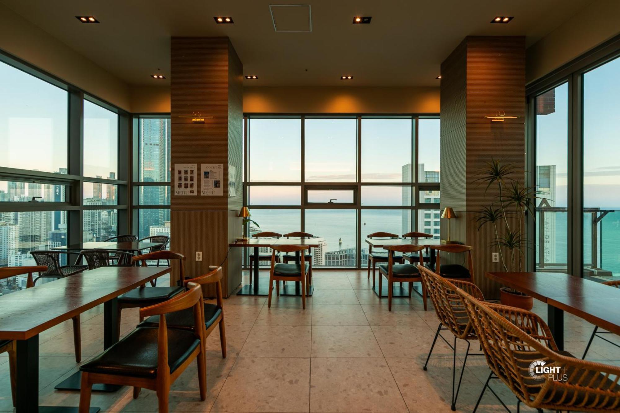 Hera Haeundae Beach Premium Ocean View # Sea View Busan Exterior photo