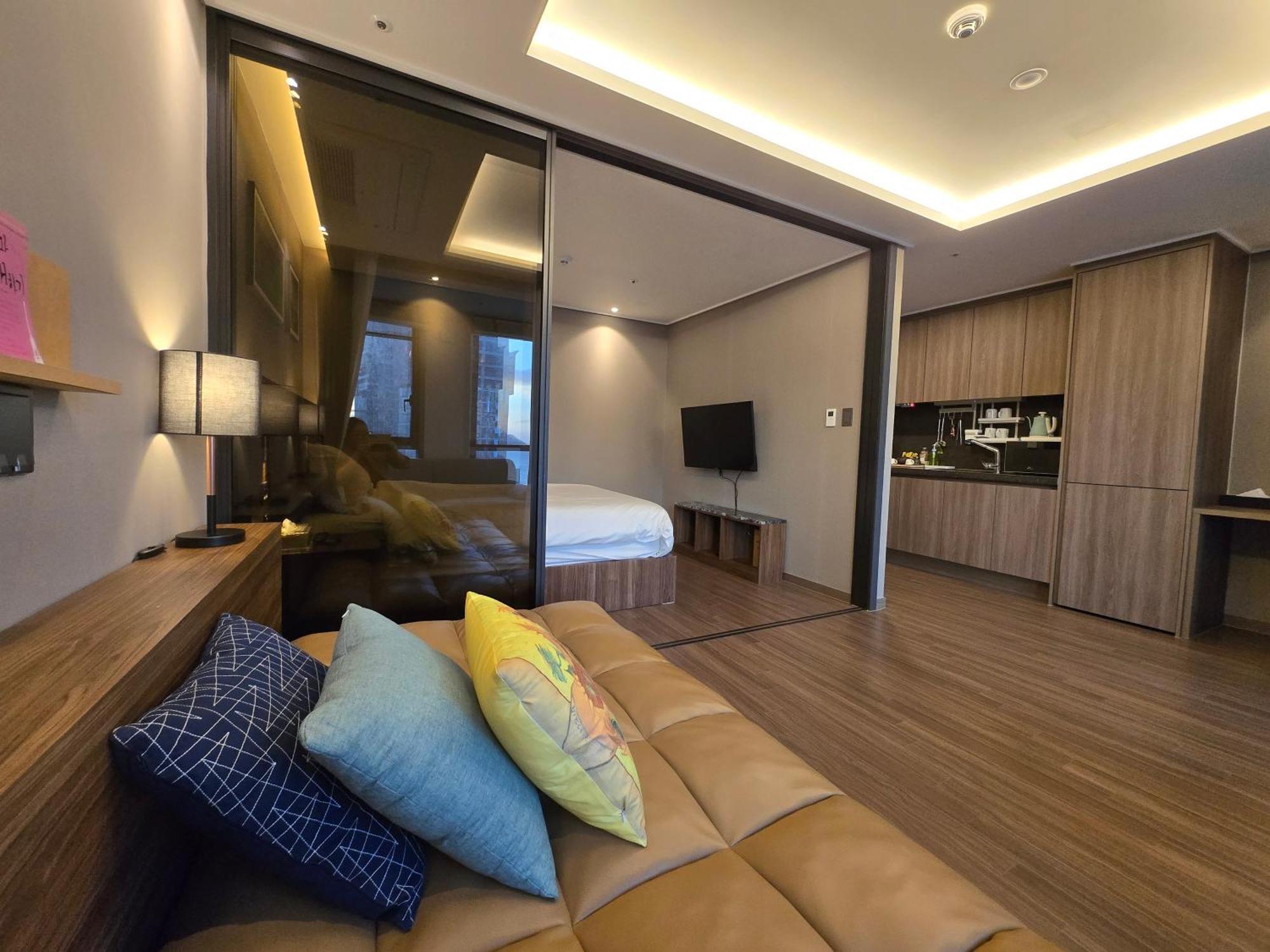 Hera Haeundae Beach Premium Ocean View # Sea View Busan Exterior photo